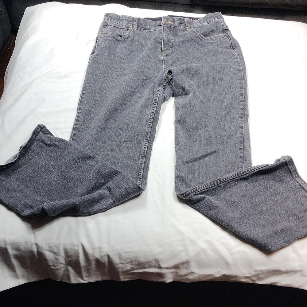 Woolrich women's black jeans size 8